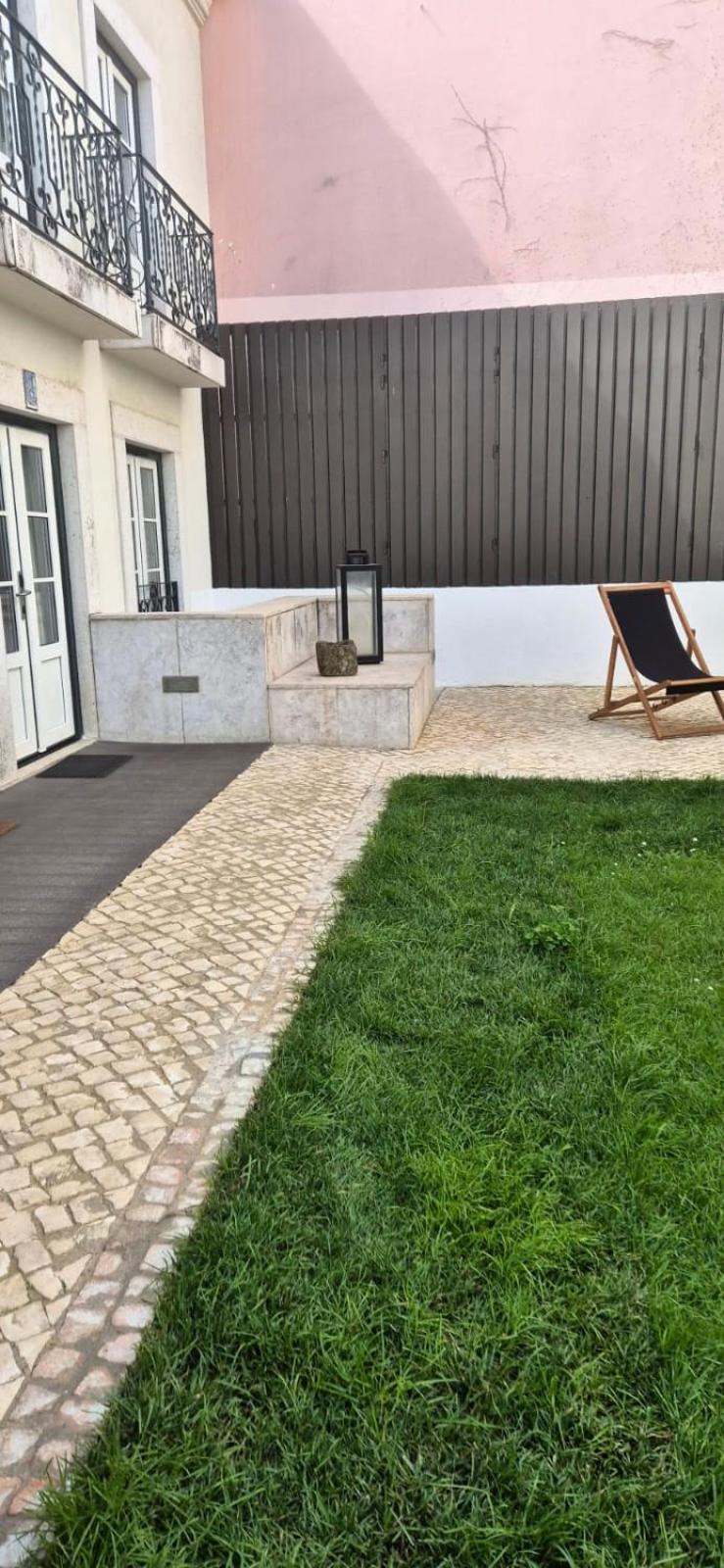 Alma Moura Residences Lisbon Bagian luar foto