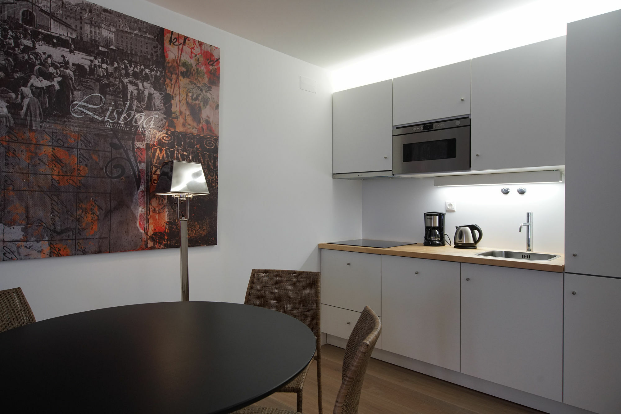 Alma Moura Residences Lisbon Bagian luar foto